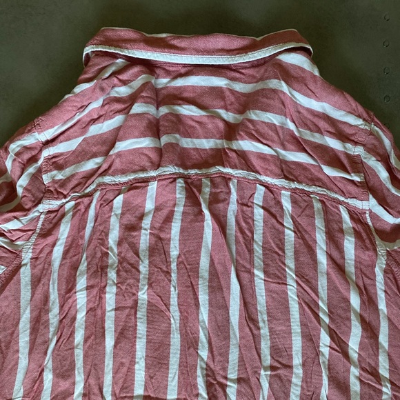 American eagle button up - Picture 3 of 3